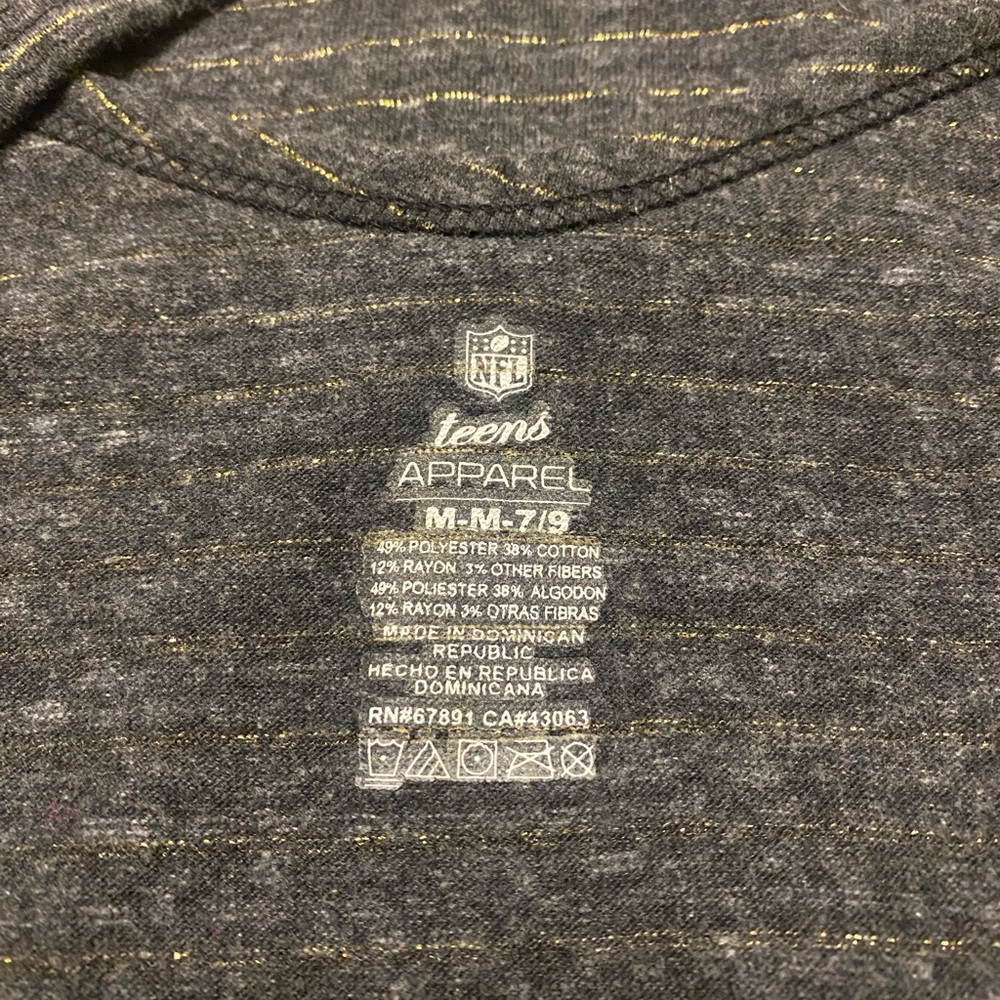 NFL Teen’s Apparel Size M 7/9 New Orleans Saints Short Sleeve T-Shirt Keyhole - Picture 3 of 7
